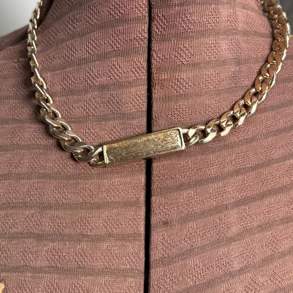 Vintage Mika Y2K Goldtone Chunky Cuban Chain Link Necklace 'LOVED' Pendant - Picture 8 of 15